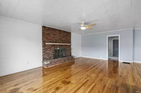 460 S Section St, Sullivan, IN 47882 photo 9