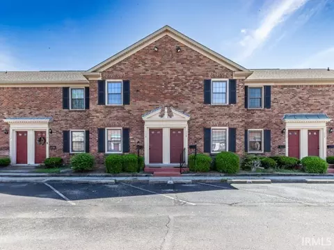 116 Hampton Dr, Evansville, IN 47715