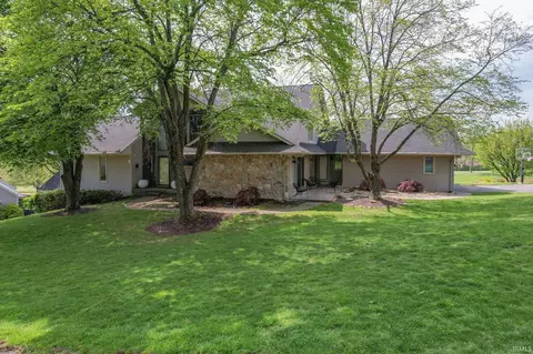47 Oak Meadow Rd, Evansville, IN 47725