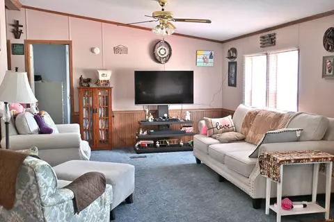 621 E Fifth St, Ferdinand, IN 47532 photo 4