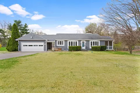 53184 Ironwood Rd, South Bend, IN 46635