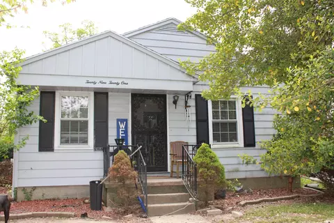 2921 Taylor Ave, Evansville, IN 47714