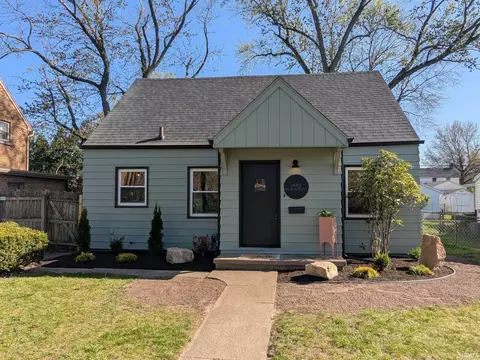 1445 Kilbourn St, Elkhart, IN 46514
