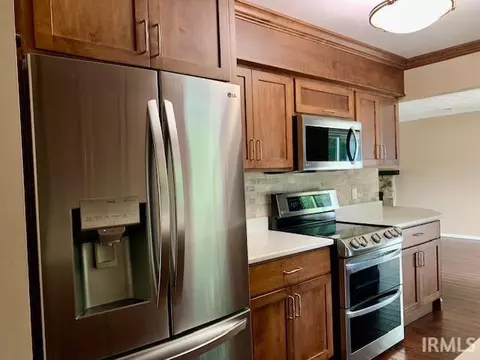 2002 S Georgetown Rd, Bloomington, IN 47401 photo 16