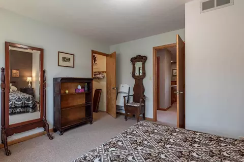Bedroom - 1305 E Matlock Rd, Bloomington, IN 47408 photo 4 of 5