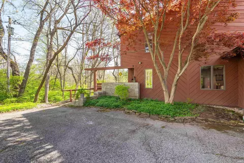Exterior - 1305 E Matlock Rd, Bloomington, IN 47408 photo 5 of 8