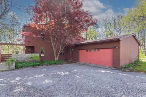 Exterior - 1305 E Matlock Rd, Bloomington, IN 47408 photo 4 of 8