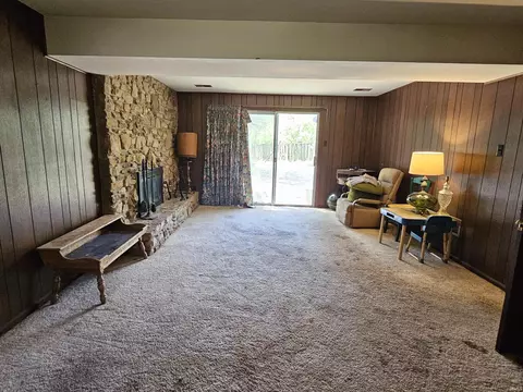 Living - 2402 E Rock Creek Dr, Bloomington, IN 47401 photo 2 of 3