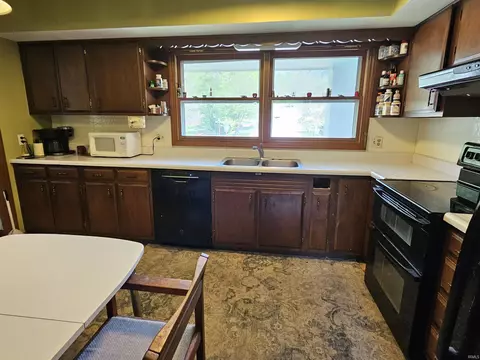 Kitchen - 2402 E Rock Creek Dr, Bloomington, IN 47401 photo 1 of 2