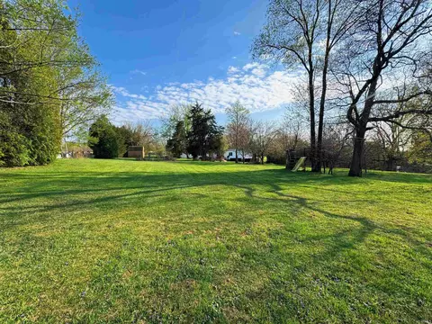 966 Peerless Rd, Bedford, IN 47421 photo 9