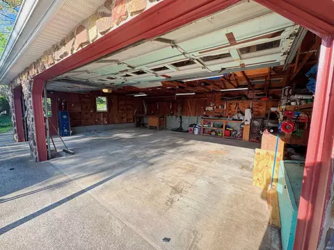 966 Peerless Rd, Bedford, IN 47421 photo 15