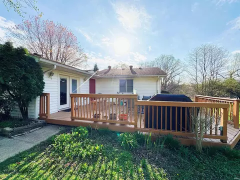 966 Peerless Rd, Bedford, IN 47421 photo 3