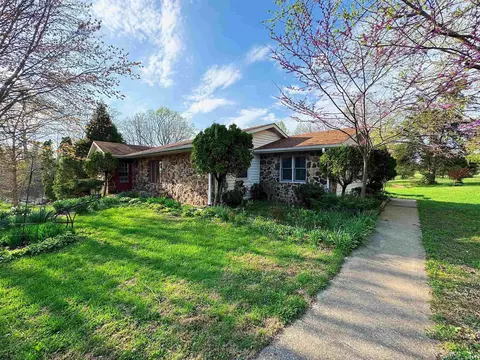 966 Peerless Rd, Bedford, IN 47421 photo 2