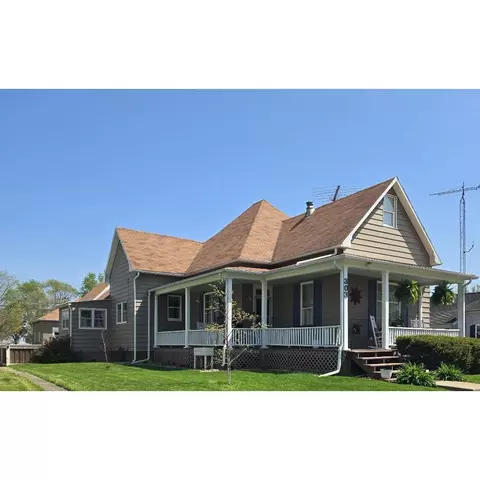 303 S Jefferson St, Pine Village, IN 47975