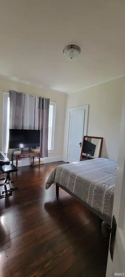402 E William St, Washington, IN 47501 photo 10