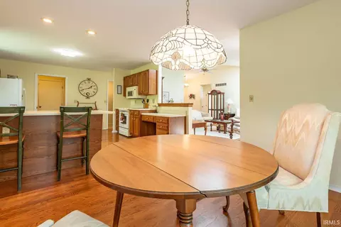 2405 E Queens Way Dr, Bloomington, IN 47401 photo 15