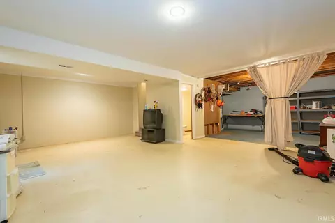 2405 E Queens Way Dr, Bloomington, IN 47401 photo 27