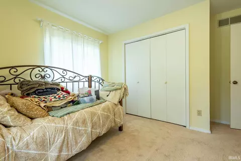 2405 E Queens Way Dr, Bloomington, IN 47401 photo 22