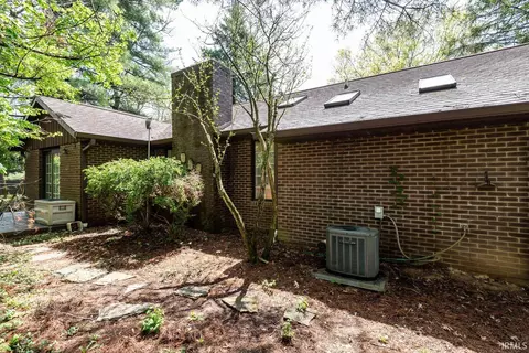2405 E Queens Way Dr, Bloomington, IN 47401 photo 33