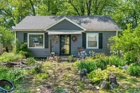 1533 S Parker Dr, Evansville, IN 47714
