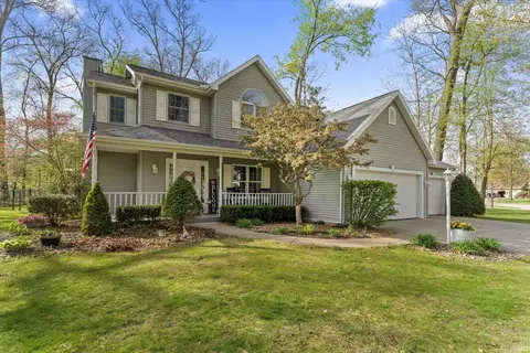 53225 Sugar Maple Ct, Bristol, IN 46507