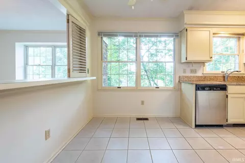 2638 E Windermere Woods Dr, Bloomington, IN 47401 photo 12