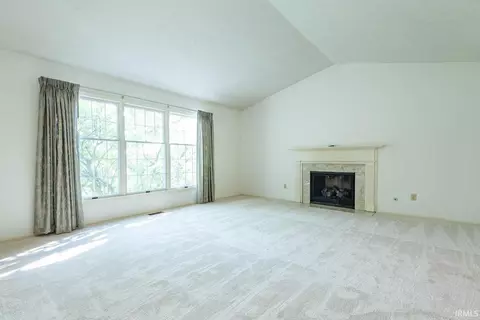 2638 E Windermere Woods Dr, Bloomington, IN 47401 photo 6