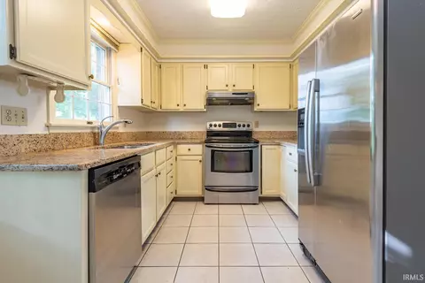 2638 E Windermere Woods Dr, Bloomington, IN 47401 photo 16