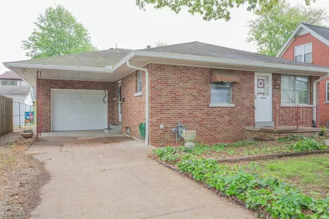 546 S Lodge Ave, Evansville, IN 47714