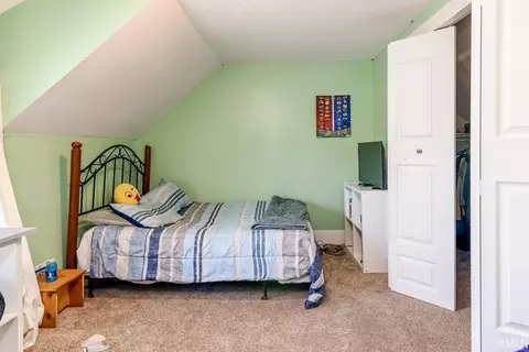 520 E Main St, Butler, IN 46721 photo 14