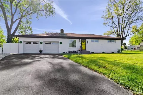 2415 John Ct, Evansville, IN 47714