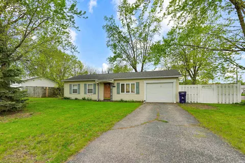 1837 Sue Ave, Warsaw, IN 46580