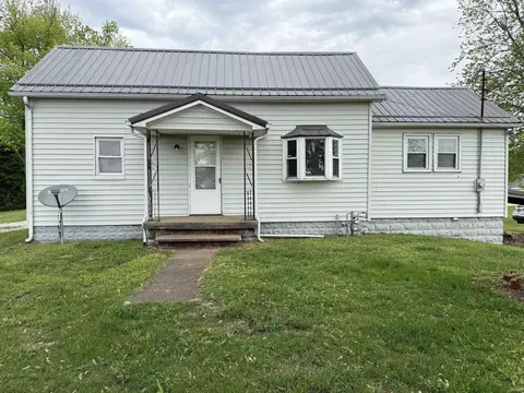 418 E Oak St, Sandborn, IN 47578