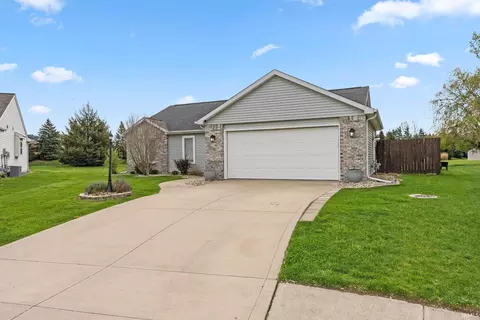 809 Darwillow Ct, Huntertown, IN 46748 photo 2