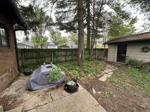 Exterior - 2109 P St, Bedford, IN 47421 photo 9 of 13