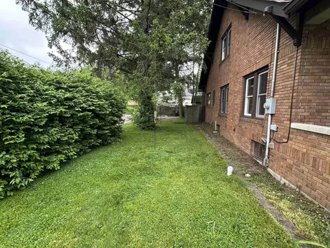 Exterior - 2109 P St, Bedford, IN 47421 photo 5 of 13