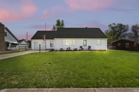 2428 Stanford Ave, Fort Wayne, IN 46808