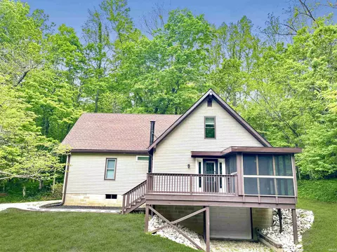 4970 S 700 W, Owensville, IN 47665