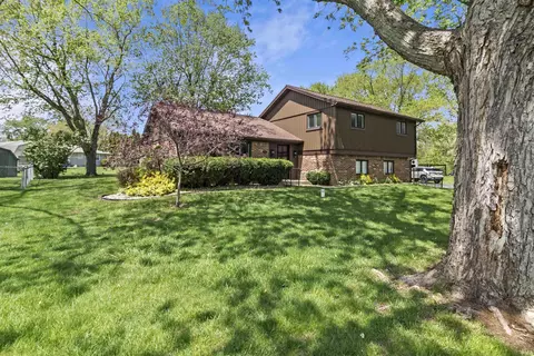 4231 N Conner Dr, Marion, IN 46952