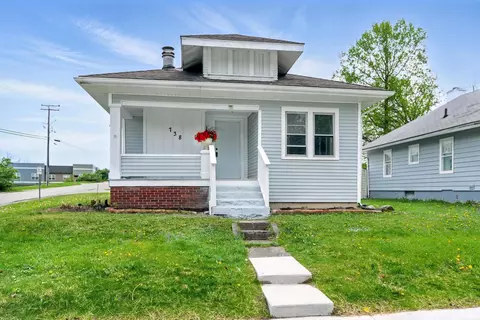 738 Ridgewood Dr, Fort Wayne, IN 46805