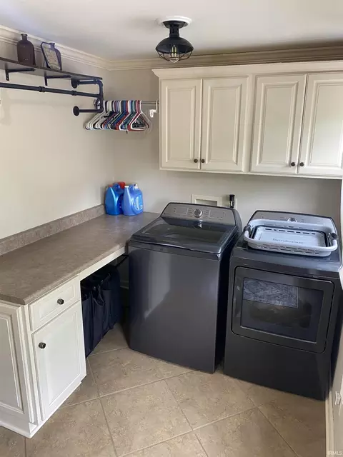 659 Hendricks St, Berne, IN 46711 photo 15