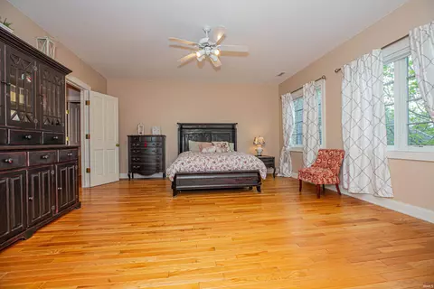 Bedroom - 13 Rolling Ridge Ct, Jasper, IN 47546 photo 3 of 5