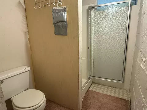 Bath - 1406 E Hillside Dr, Bloomington, IN 47401 photo 2 of 2