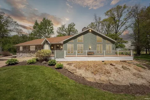 1602 S Saint Andrews Rd, Winona Lake, IN 46590