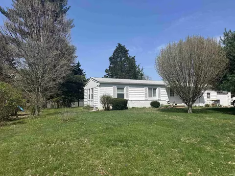 4323 E Stephens Dr, Bloomington, IN 47408 photo 2