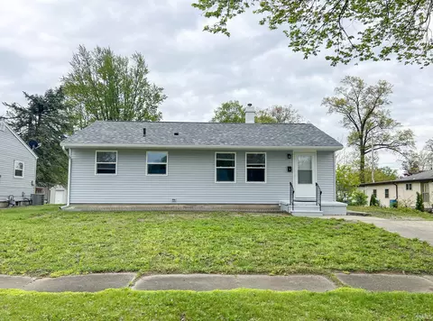 1413 Mcpherson St, Elkhart, IN 46514