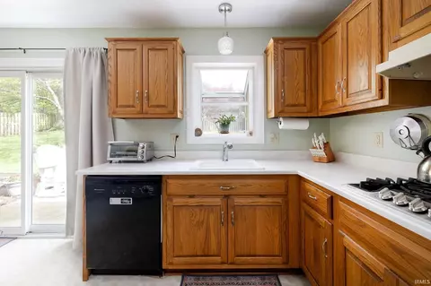 Kitchen - 4407 E Kinser Dr, Bloomington, IN 47408 photo 4 of 4