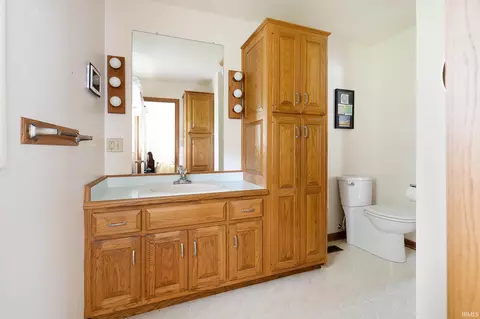 Bath - 4407 E Kinser Dr, Bloomington, IN 47408 photo 1 of 1