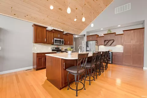 6840 S 300 E, Hamilton, IN 46742 photo 9