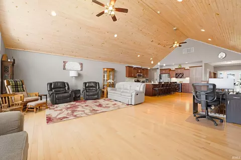 6840 S 300 E, Hamilton, IN 46742 photo 5